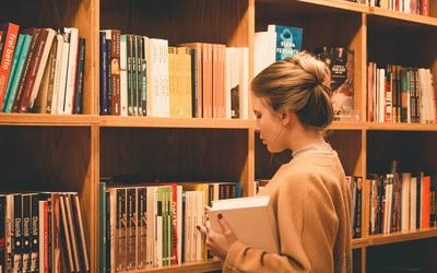 Biblioterapia: consilierul nostru silențios