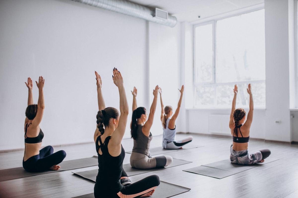 Yoga - practica ce poate reuni mintea, corpul și sufletul