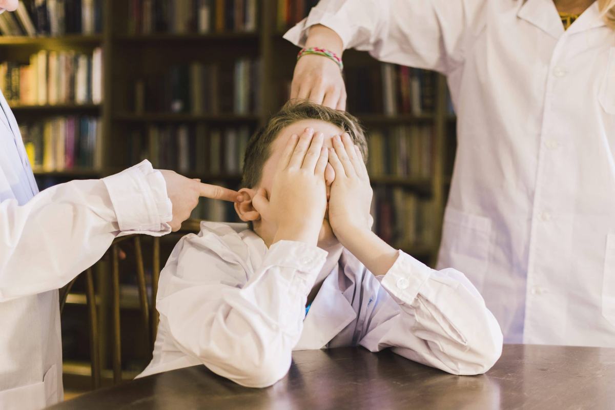 Bullying-ul nu este un "rit de trecere" 